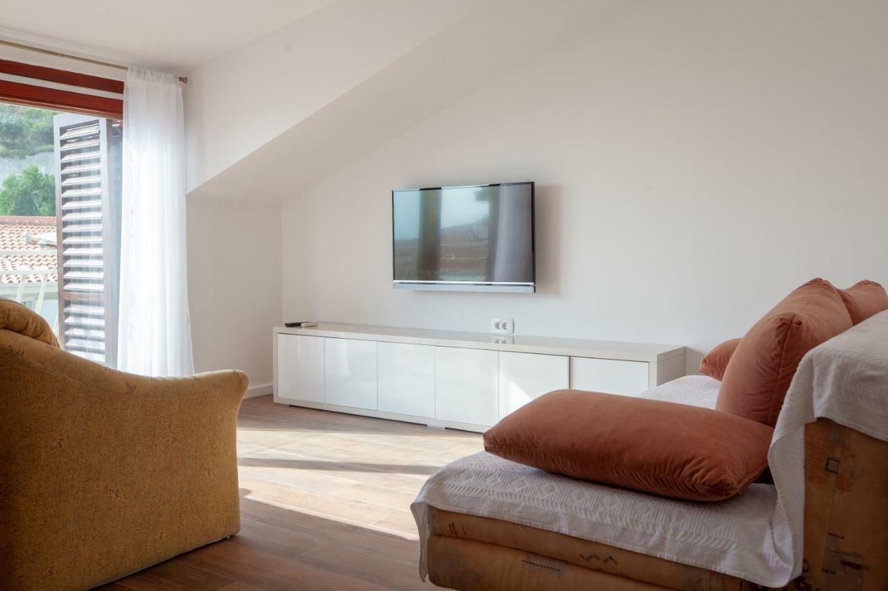 Apartmani Tina Podgora Esterno foto