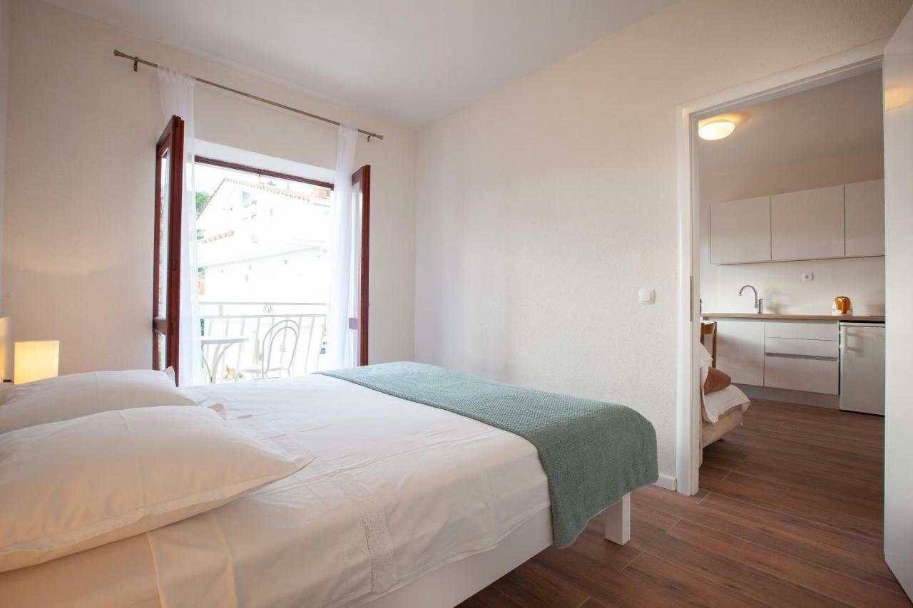 Apartmani Tina Podgora Esterno foto
