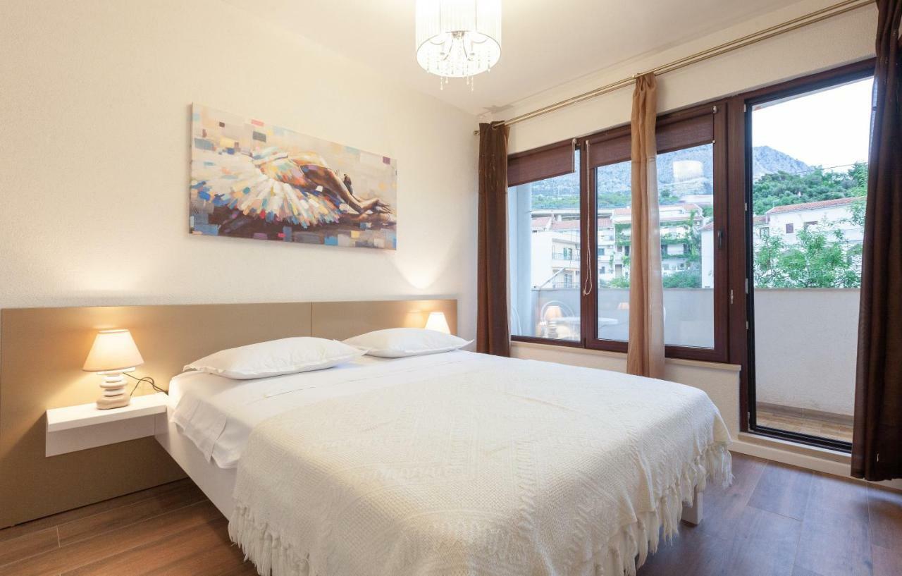 Apartmani Tina Podgora Esterno foto