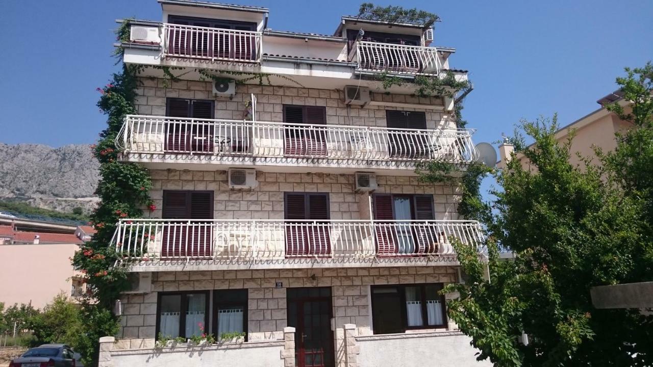 Apartmani Tina Podgora Esterno foto